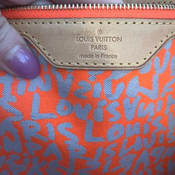 SOLD!!🍊Louis Vuitton Neverfull GM Orange Graffiti 🍊 - Picture 13 of 16
